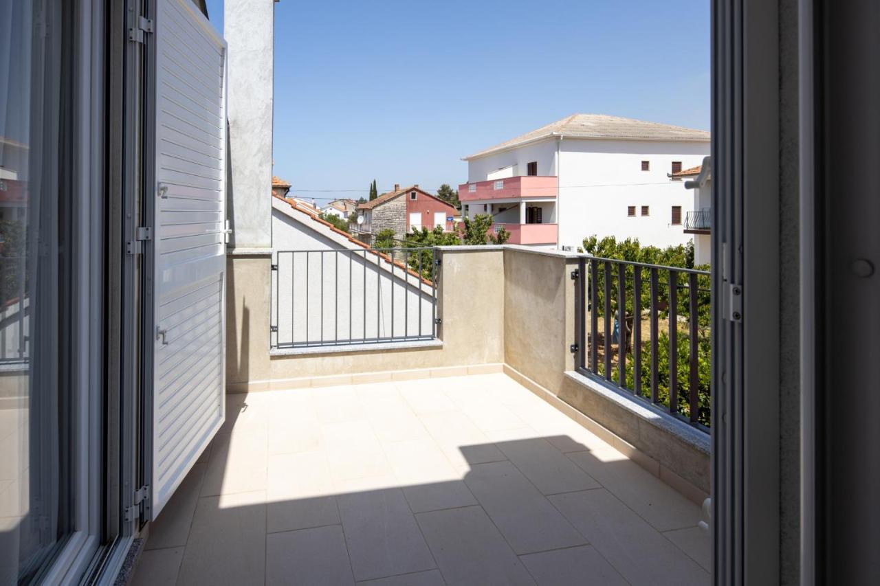 Lumaja Luxury Apartman Biograd Na Moru Exterior foto