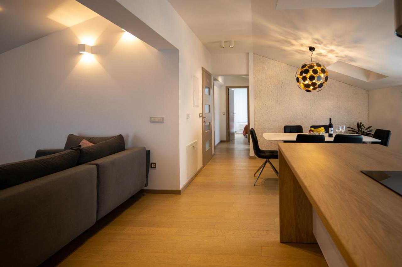 Lumaja Luxury Apartman Biograd Na Moru Exterior foto