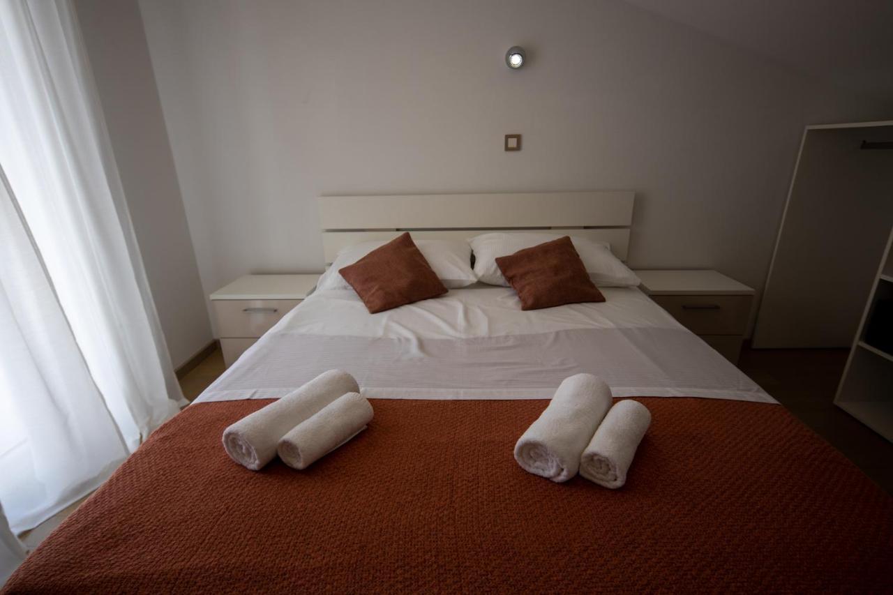 Lumaja Luxury Apartman Biograd Na Moru Exterior foto