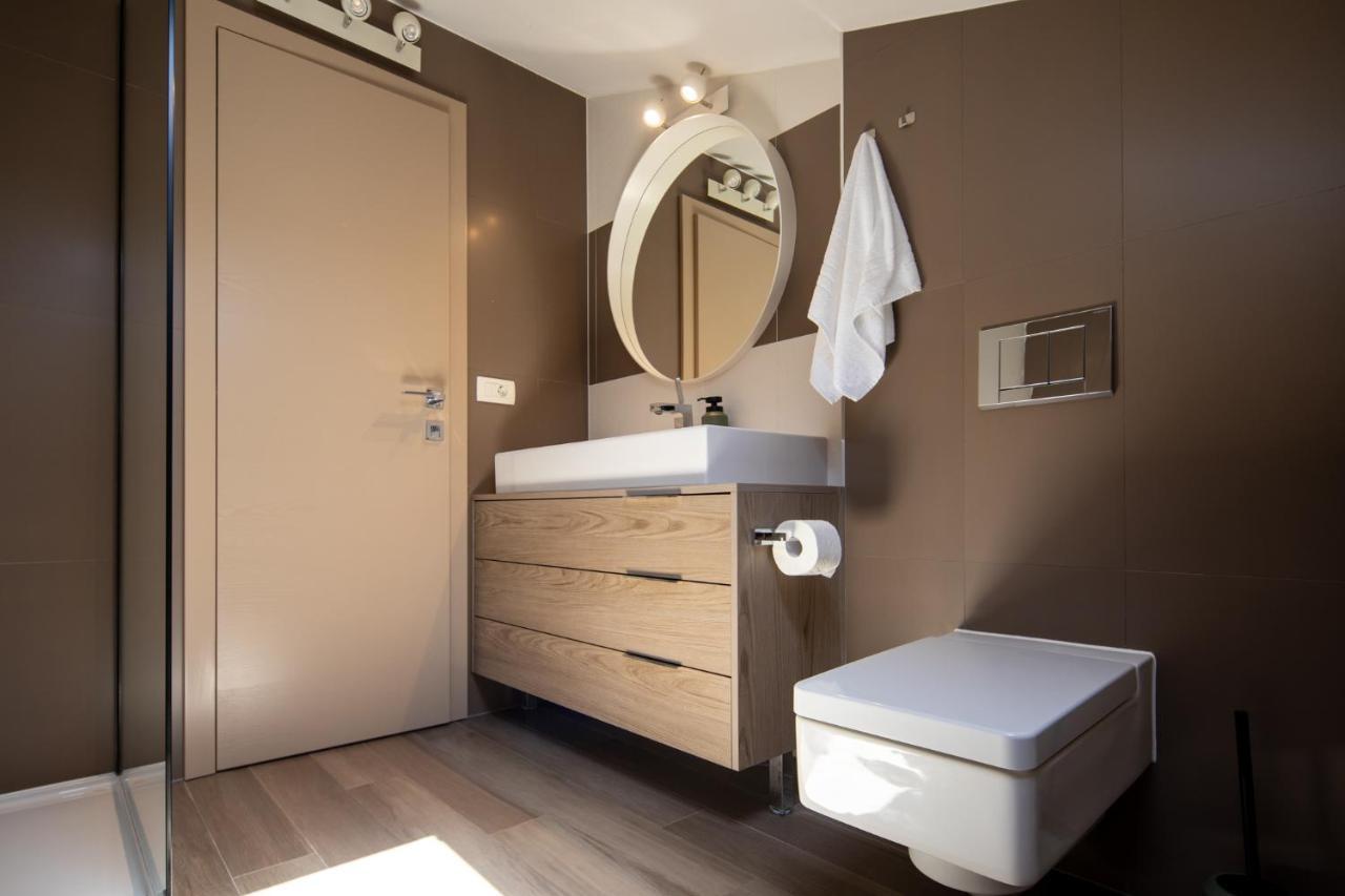 Lumaja Luxury Apartman Biograd Na Moru Exterior foto