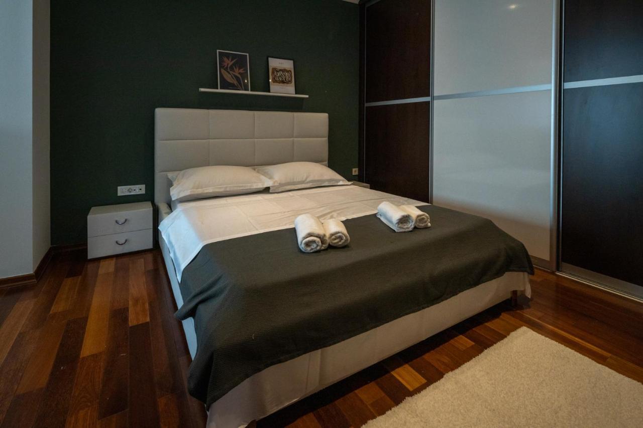 Lumaja Luxury Apartman Biograd Na Moru Exterior foto