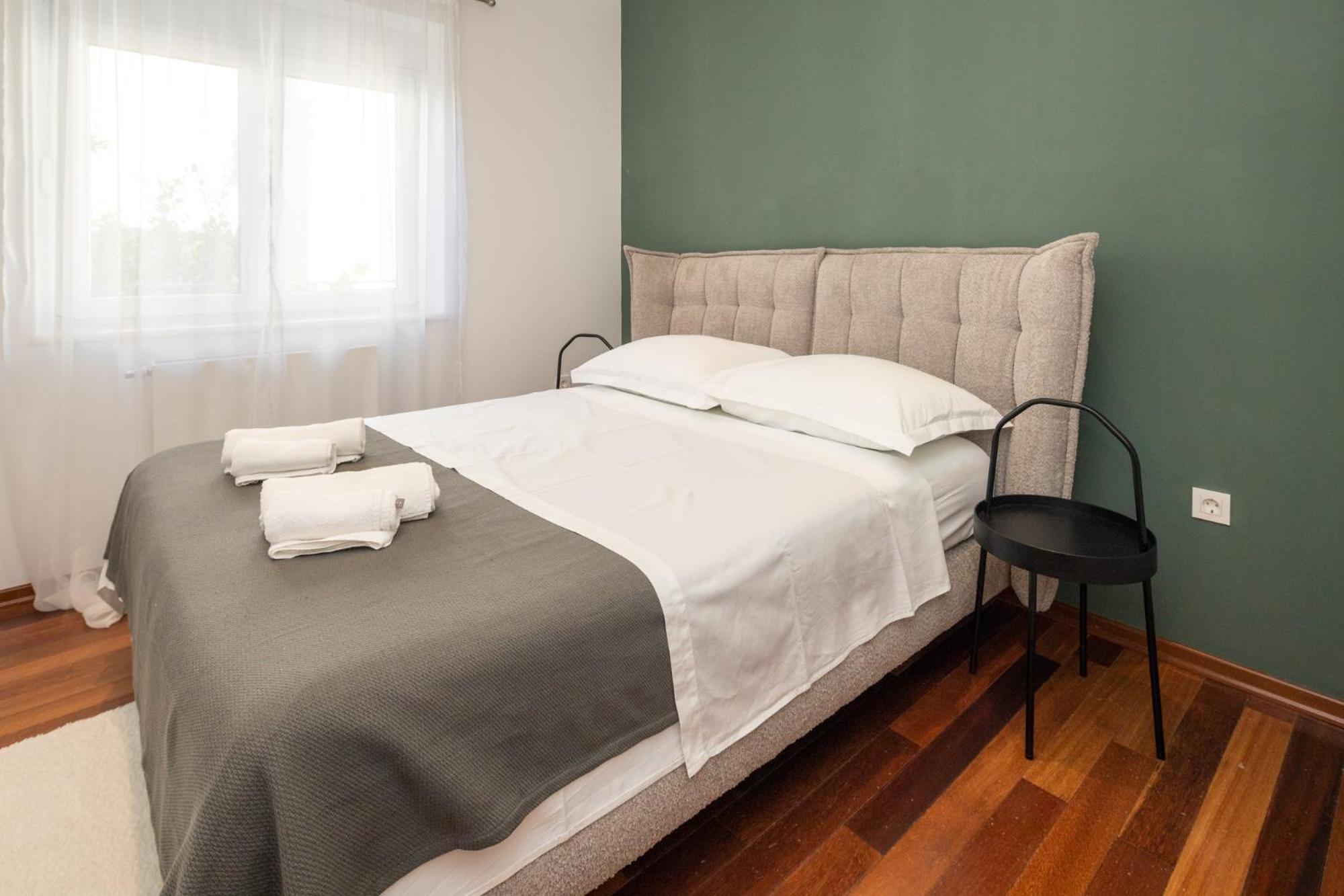 Lumaja Luxury Apartman Biograd Na Moru Exterior foto